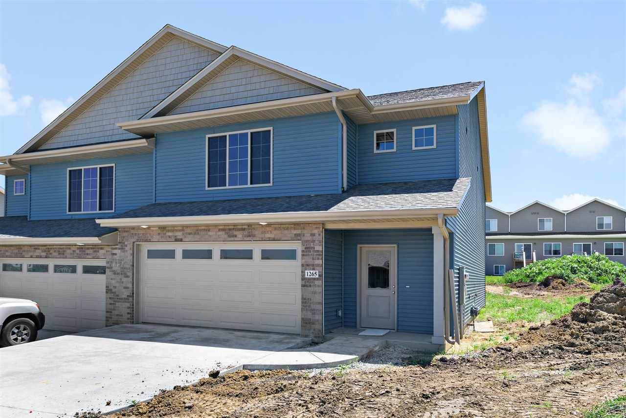 1140 Tartan Dr - Photo 1