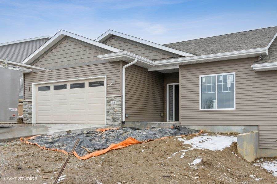 49 Pinnacle Ln - Photo 1