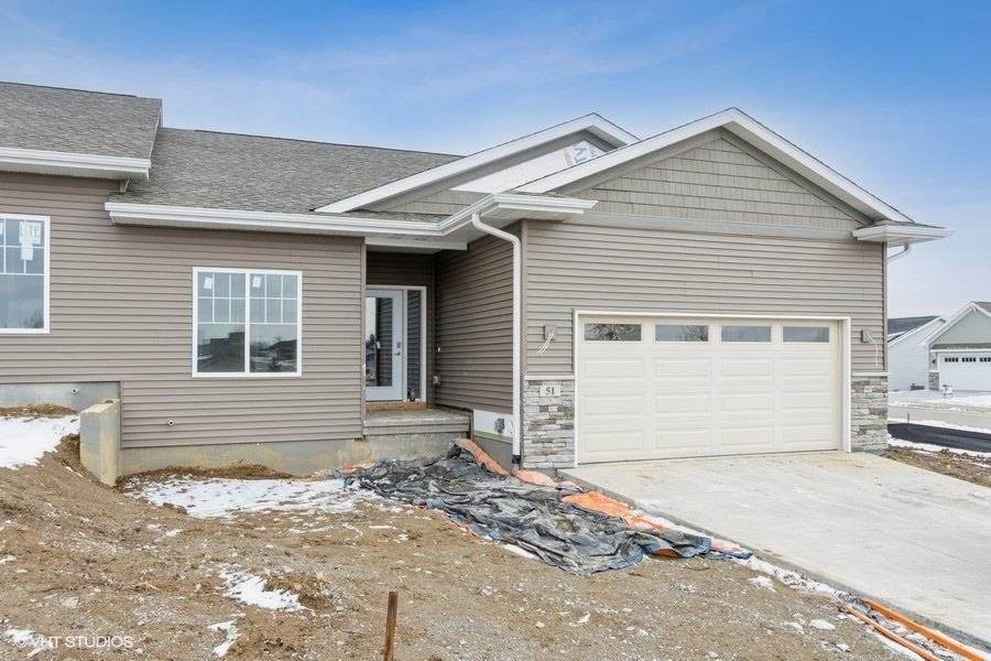 51 Pinnacle Ln - Photo 1