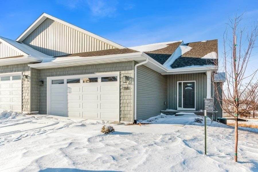 114 Dogwood Ln - Photo 1