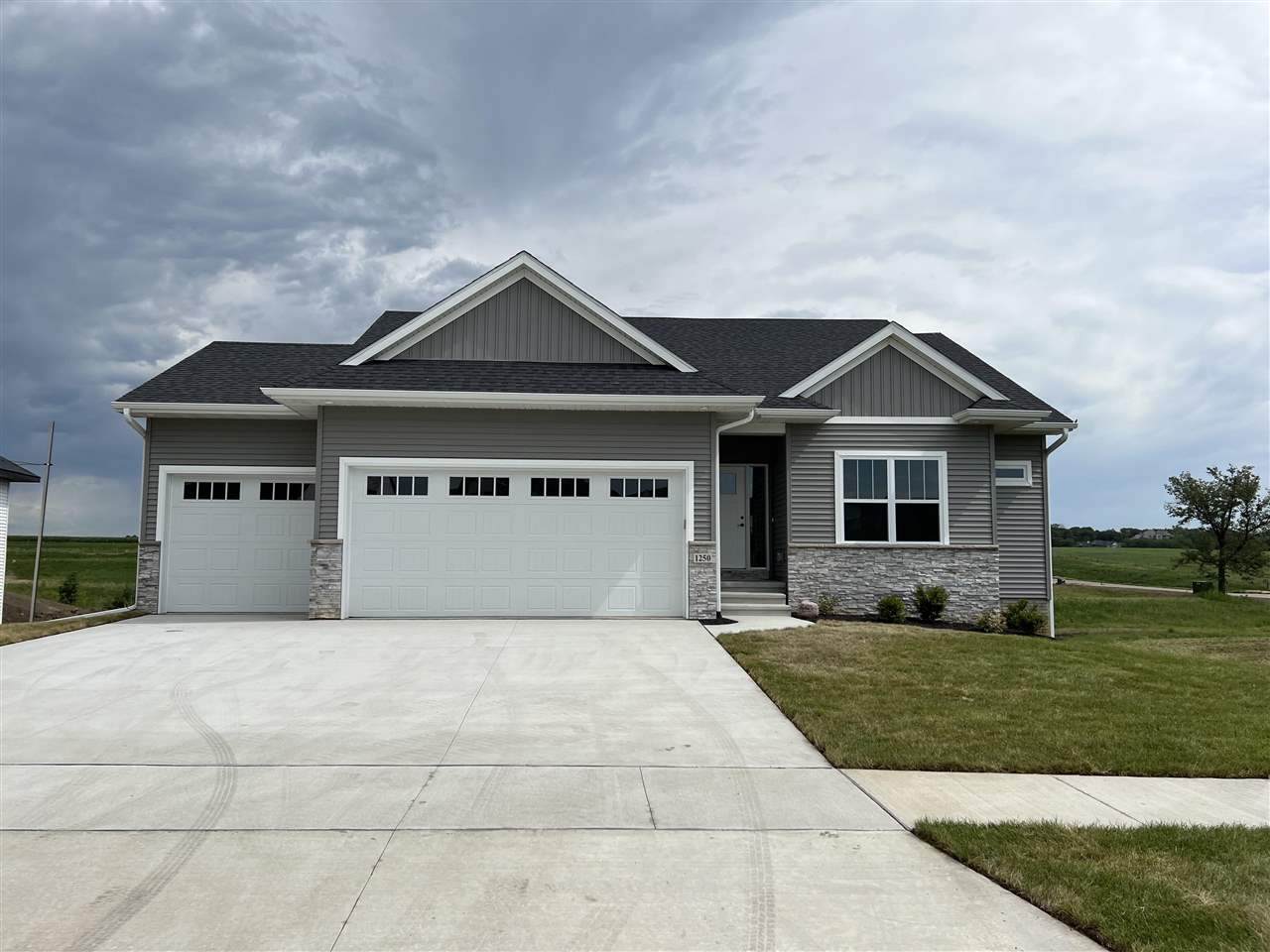 1250 Salm Dr - Photo 1