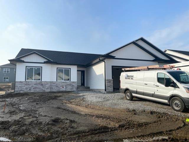 1225 Salm Dr - Photo 1