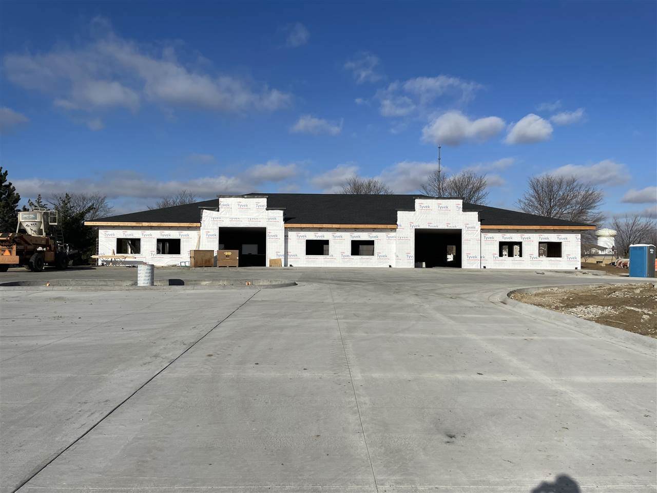 5945 Rockwell Dr Ne - Photo 1