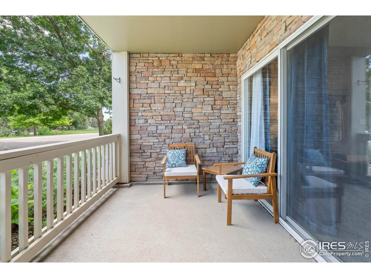 5225 White Willow Dr - Photo 1