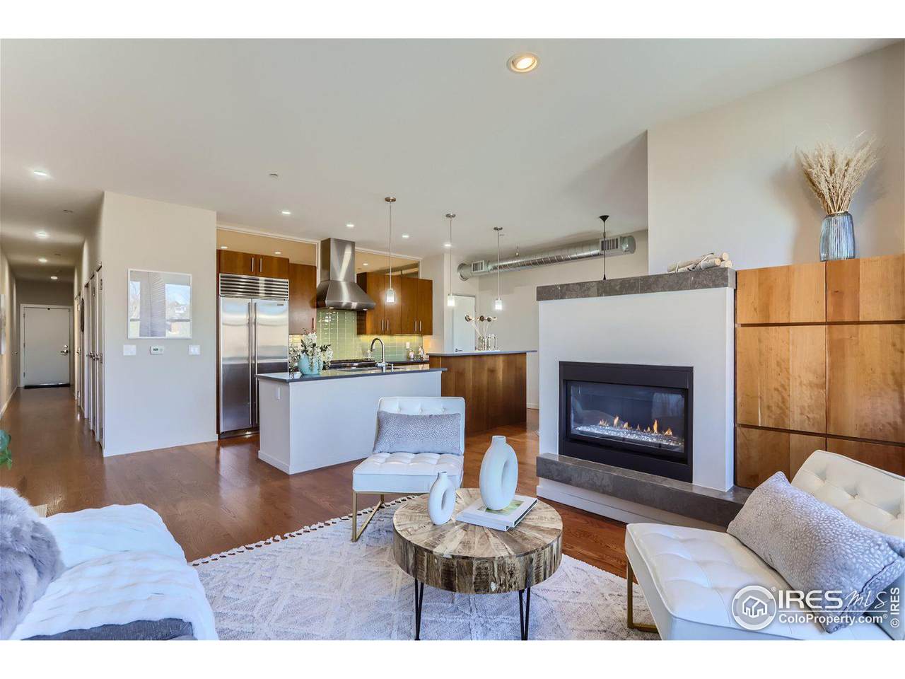 1505 Pearl St - Photo 1