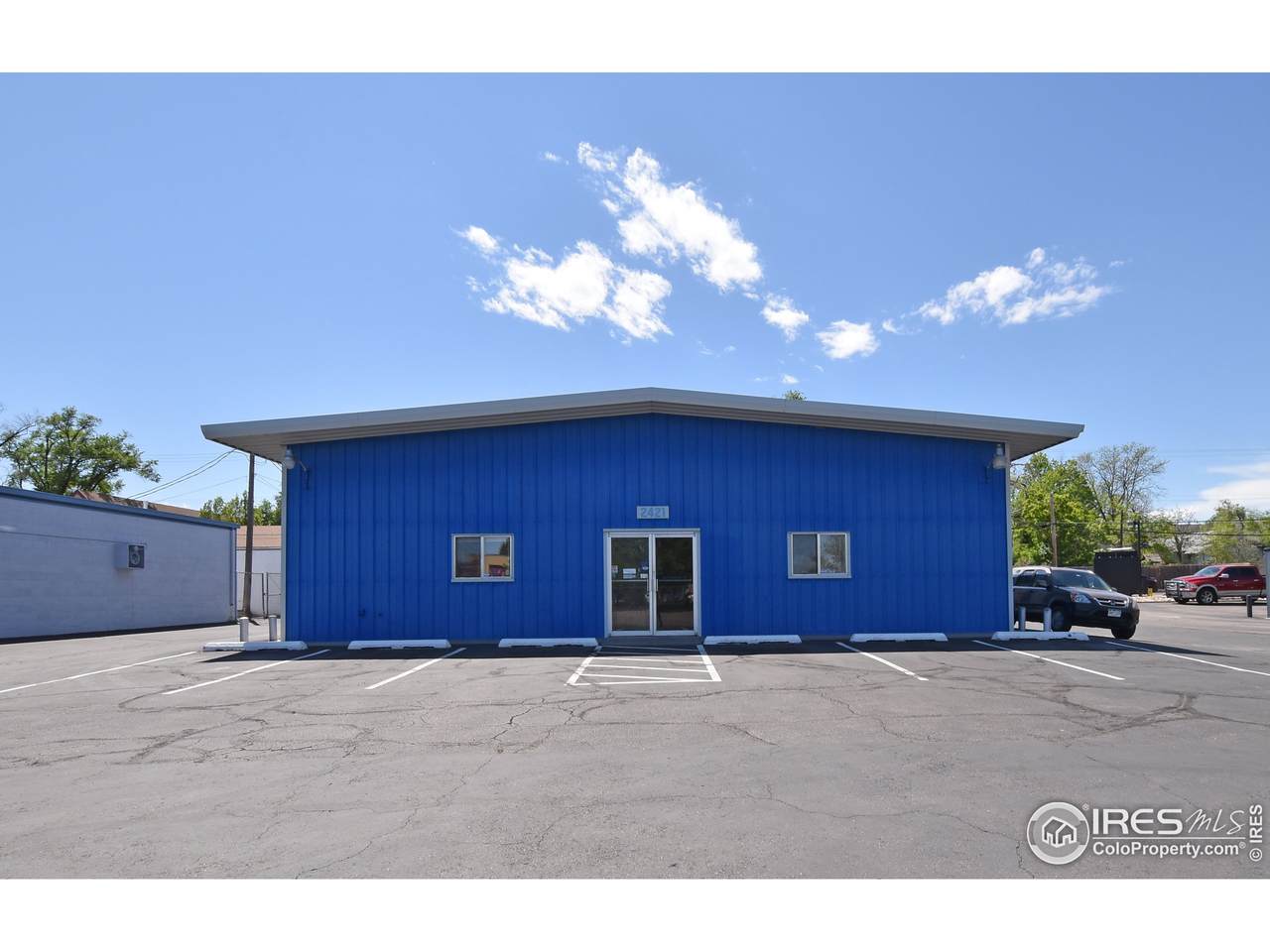 2421 8th Ave - Photo 1