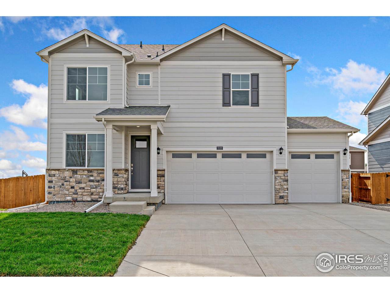 208 66th Ave - Photo 1