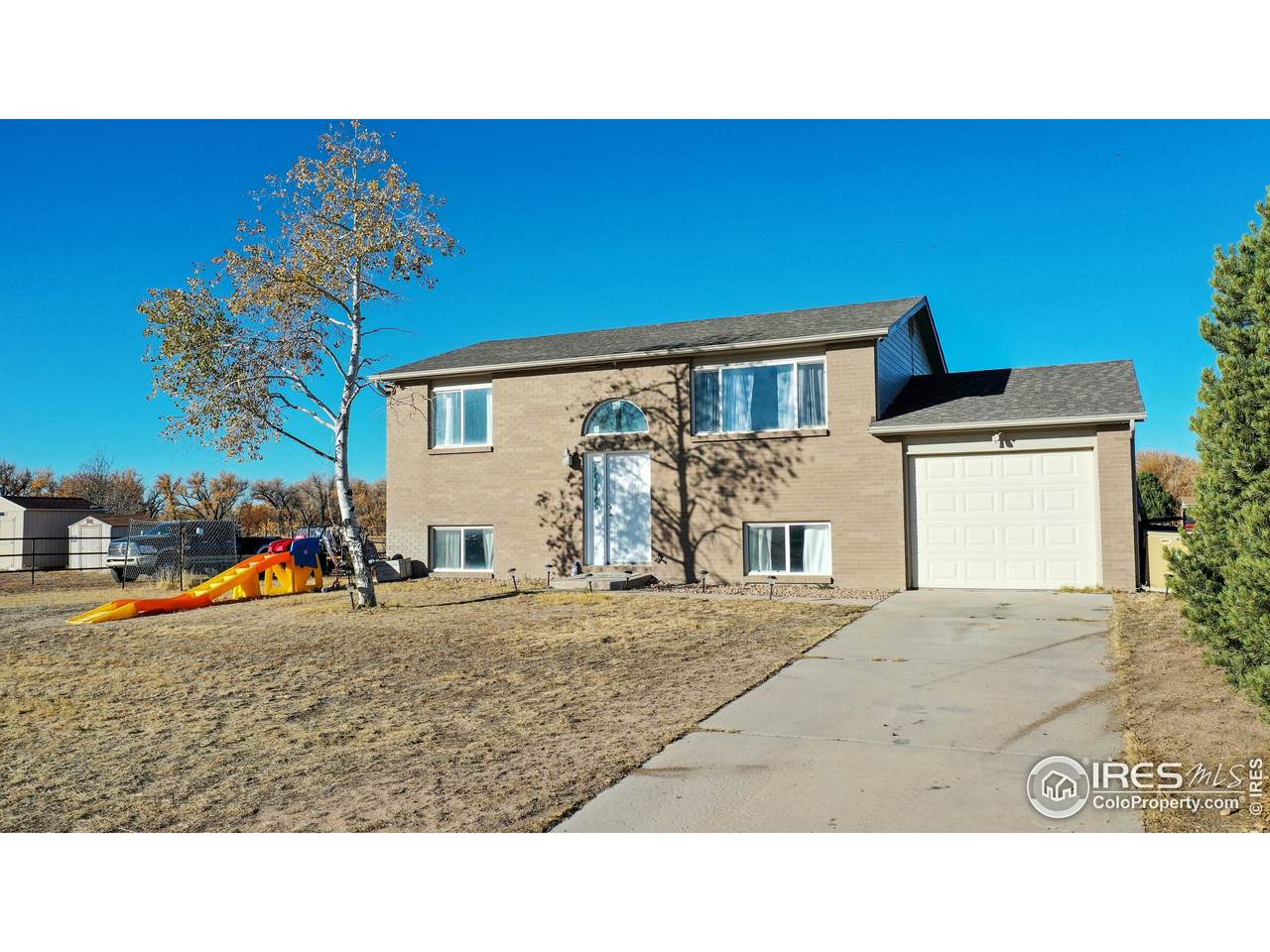 24593 Cottonwood Ct - Photo 1