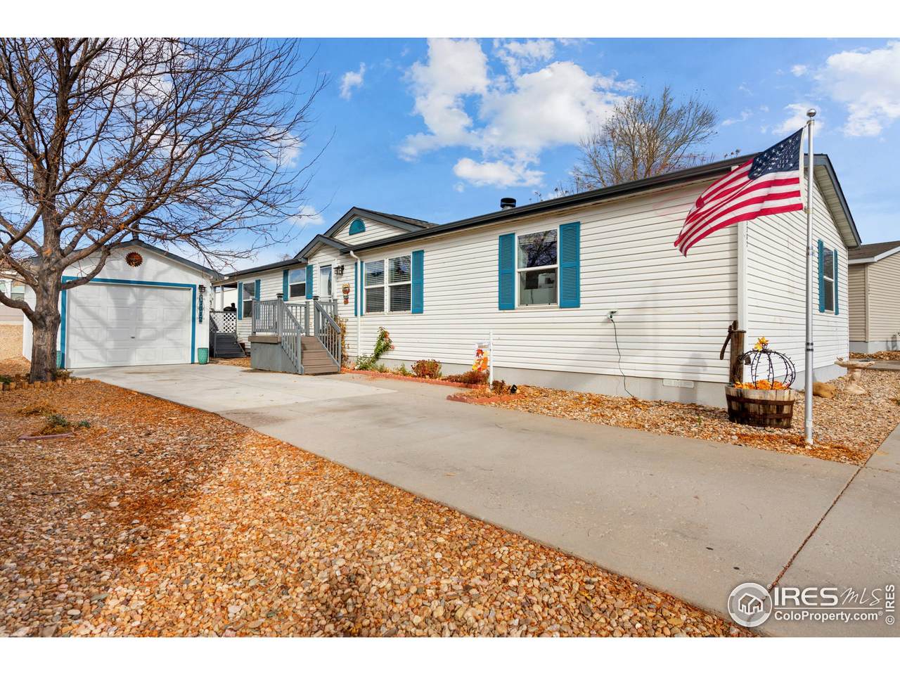 3382 Bluegrass Cir - Photo 1