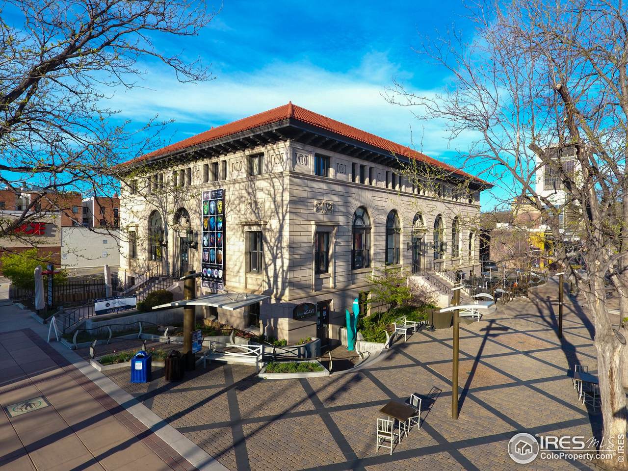 201 College Ave - Photo 1