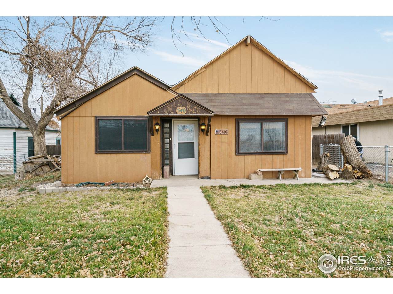 540 Hickory St - Photo 1