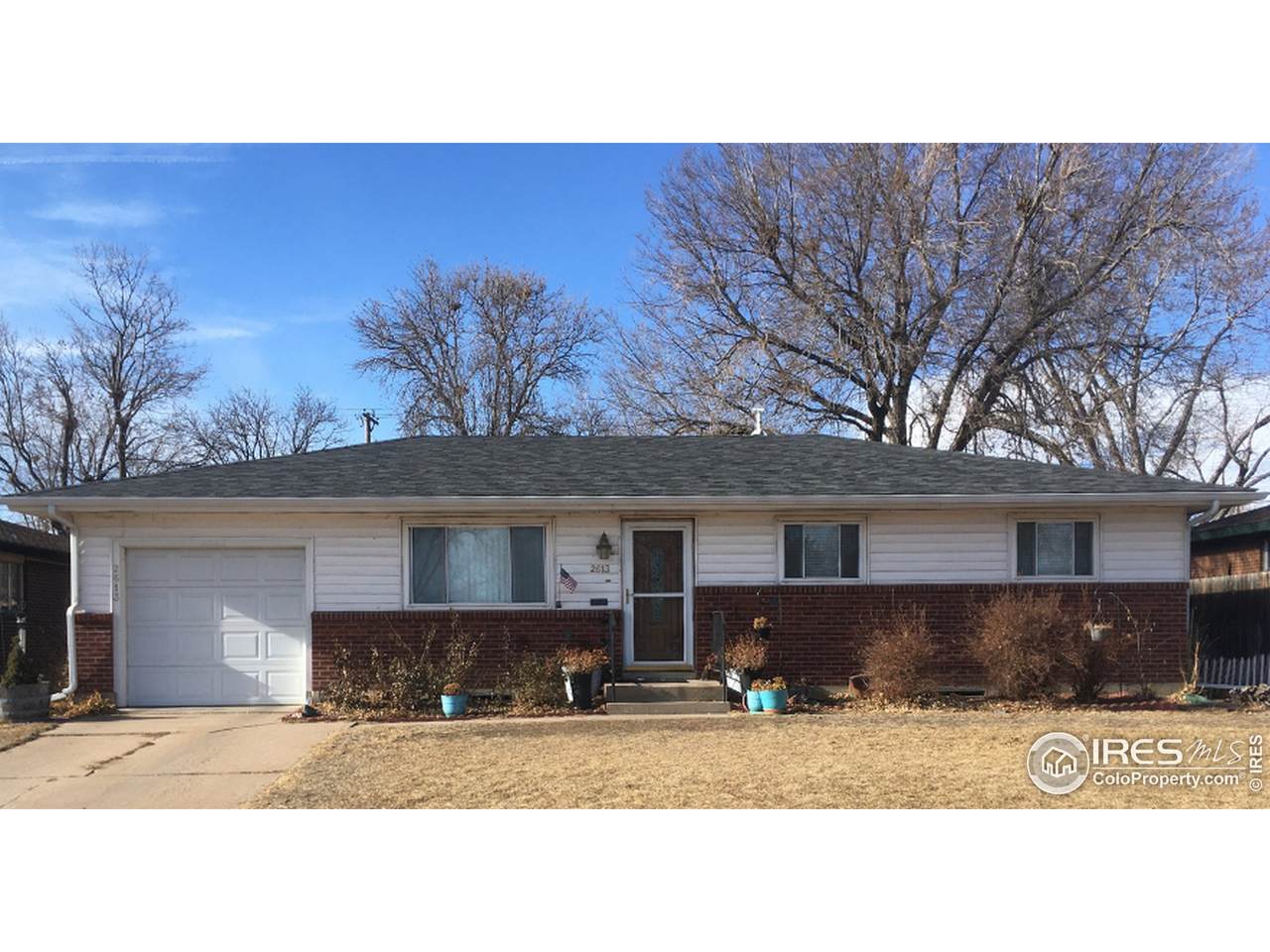 2613 16th Ave - Photo 1