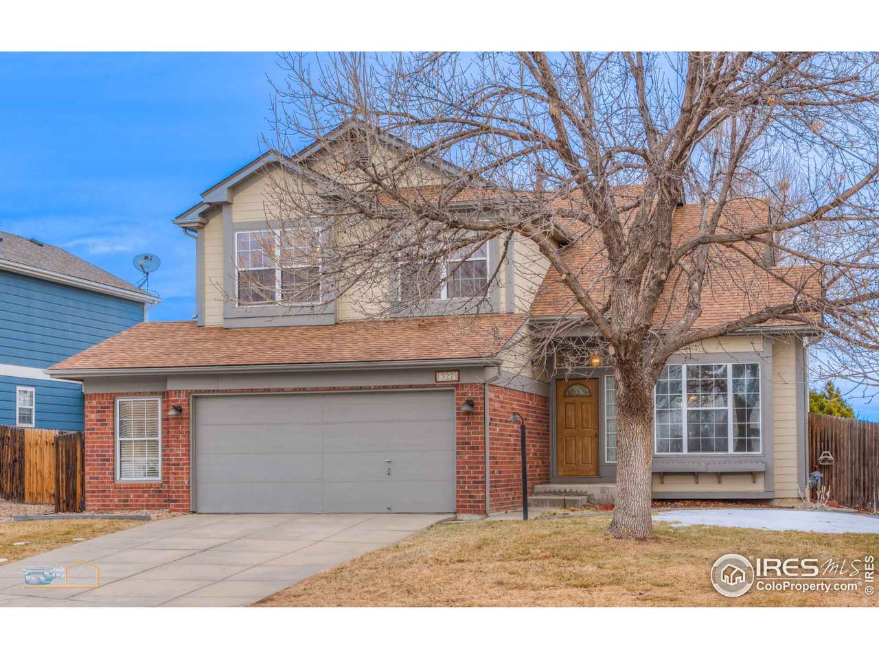 327 Sprucewood Ct - Photo 1