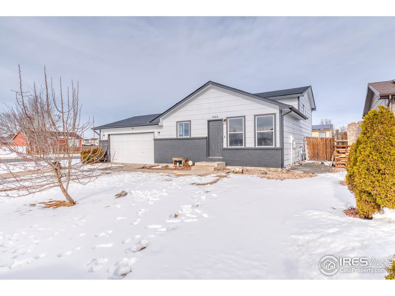1625 41st St Rd - Photo 1