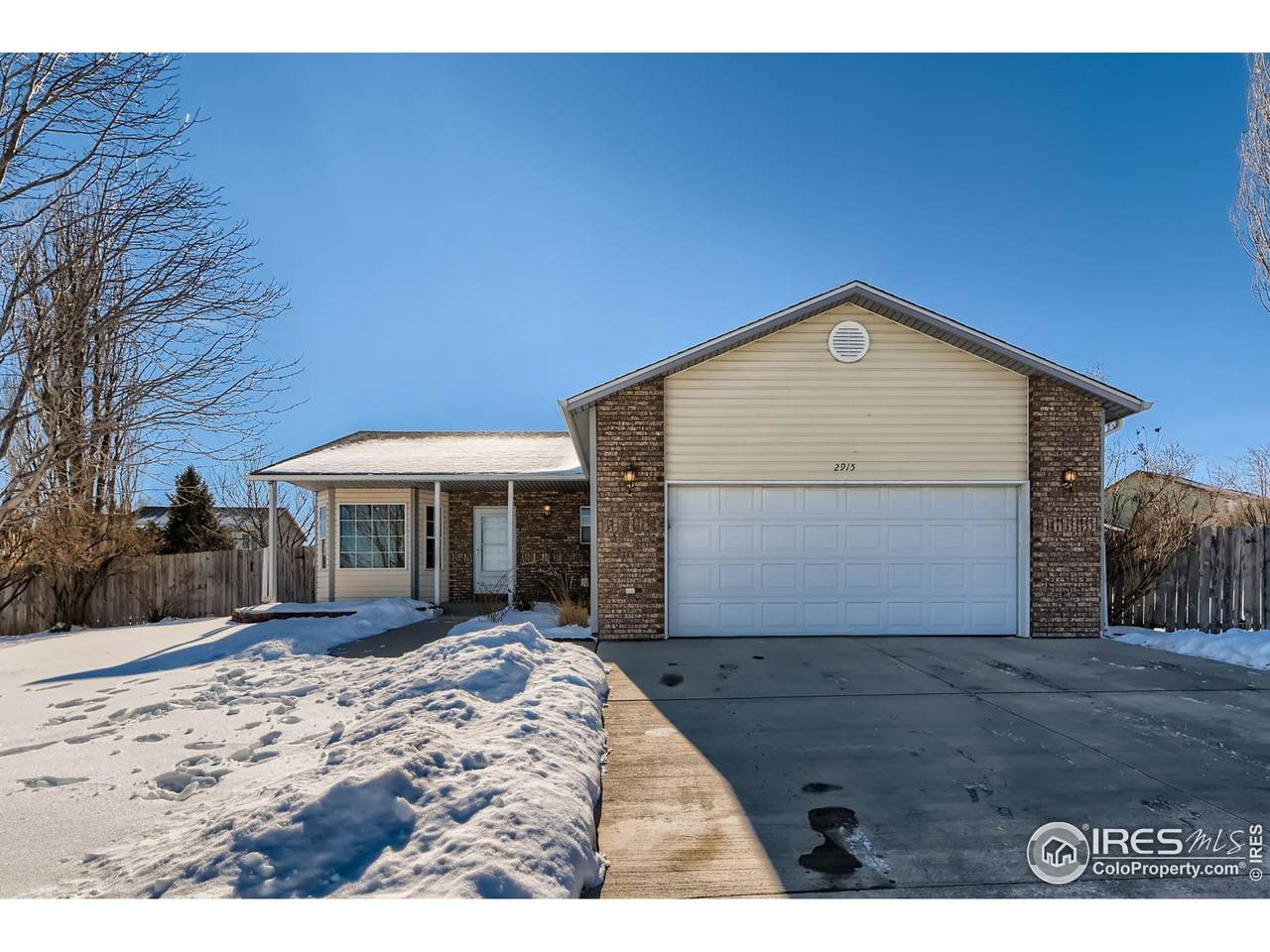 2915 44th Ave - Photo 1