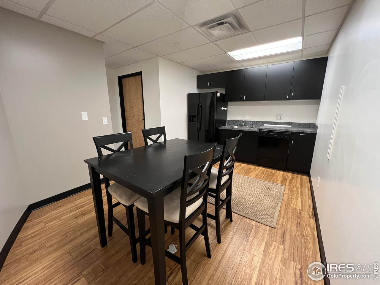 123 College Ave - Photo 1