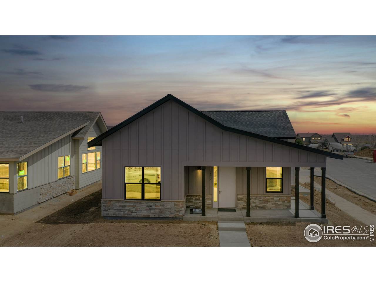 3412 Green Lake Dr - Photo 1