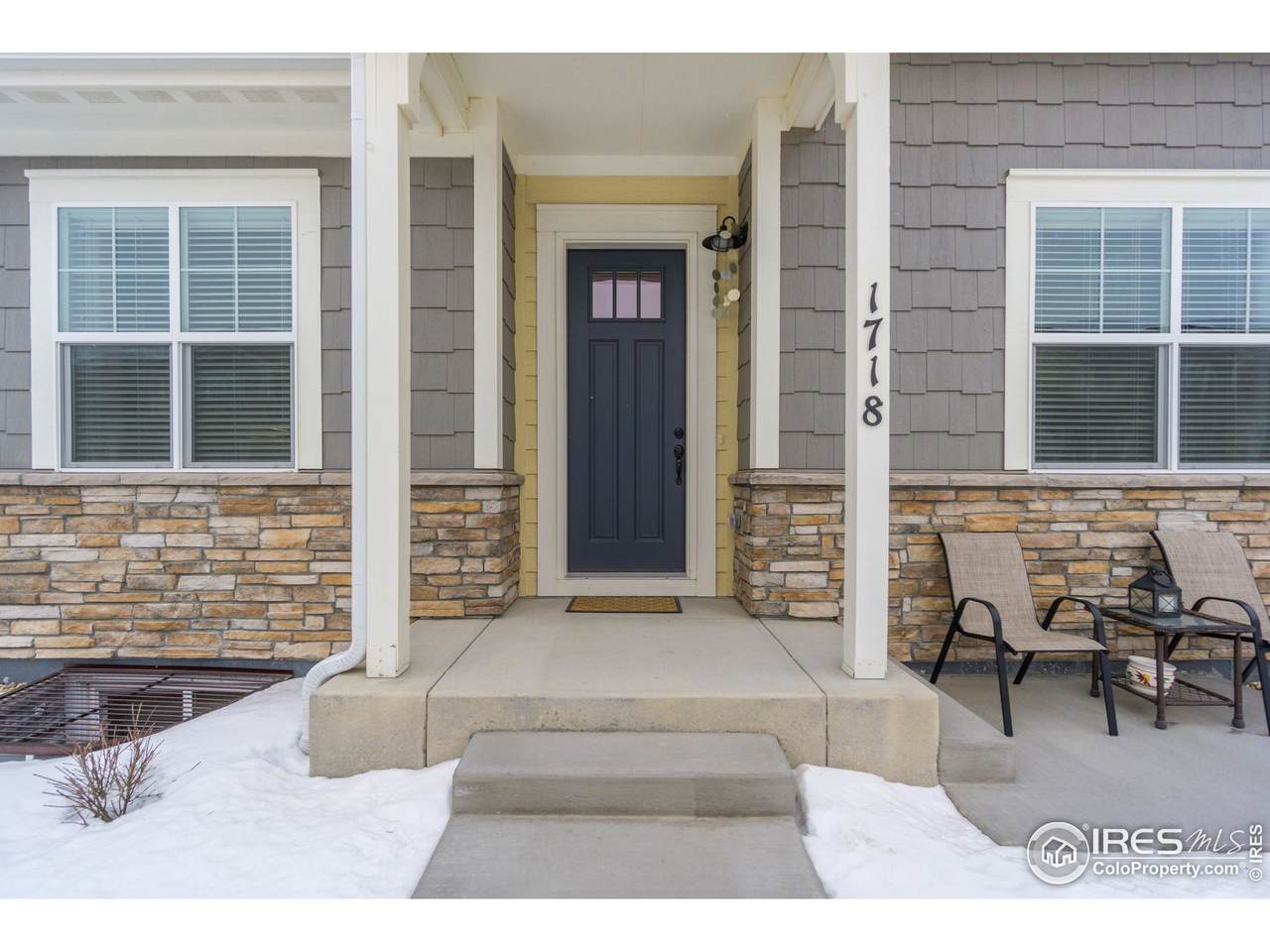 1718 50th St - Photo 1