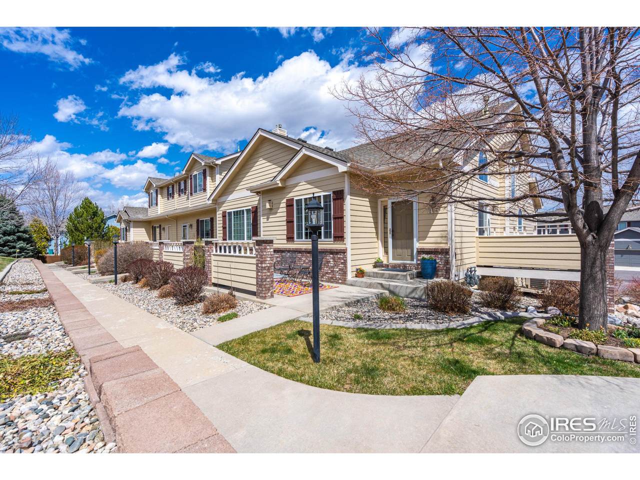 320 Strasburg Dr - Photo 1