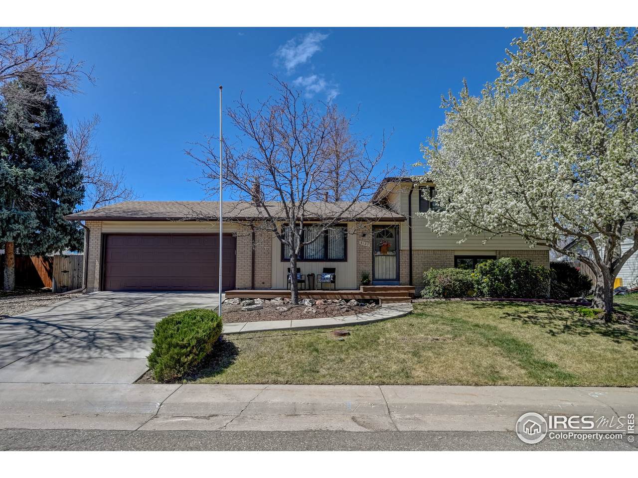 3127 Emporia Ct - Photo 1