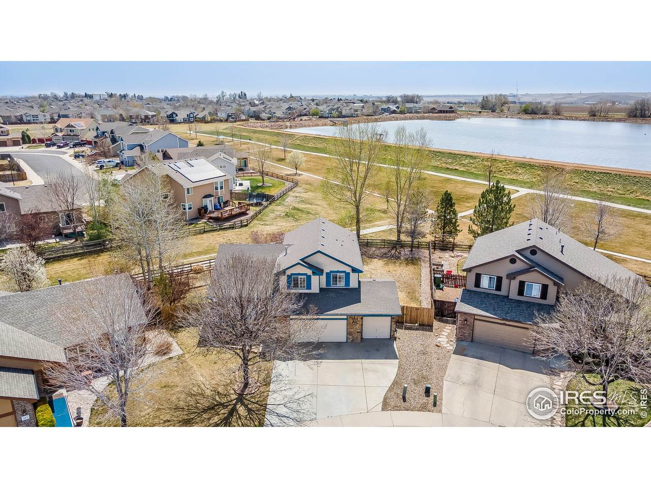 301 Moss Rock Way - Photo 1