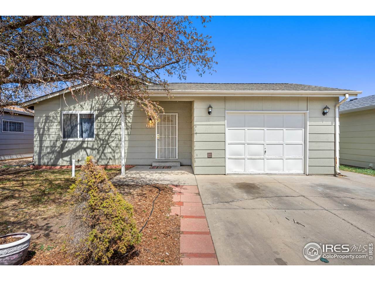 616 Countryside Dr - Photo 1
