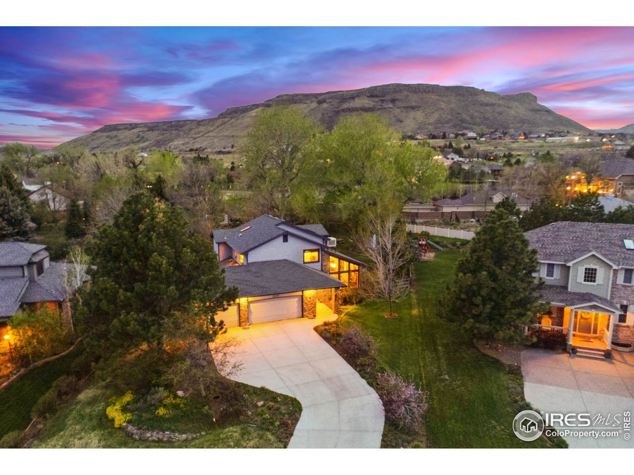 16622 56th Dr - Photo 1