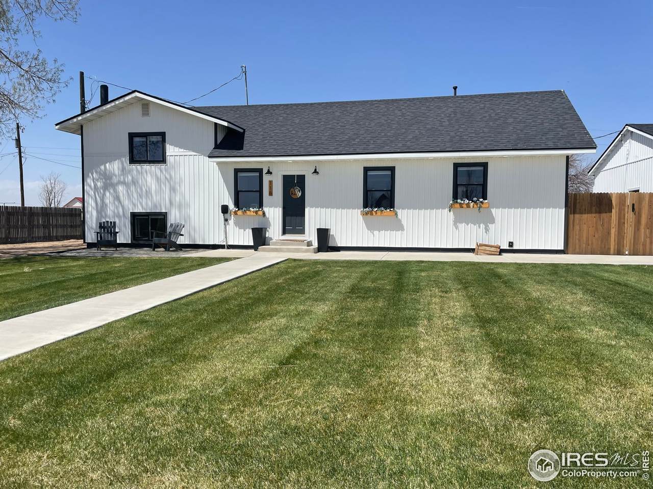 115 Main St - Photo 1