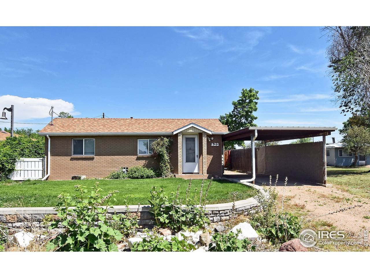 620 Marion Ave - Photo 1
