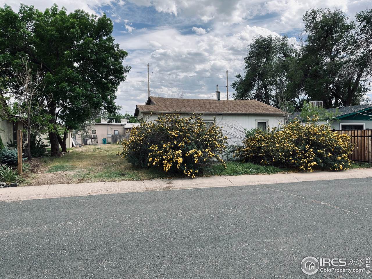 3709 Harrison Ave - Photo 1