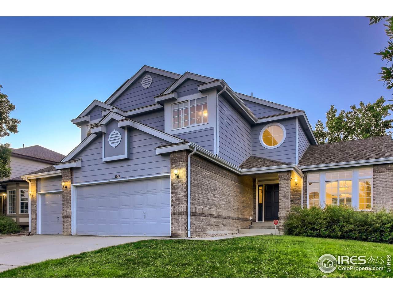 1049 Monarch Way - Photo 1