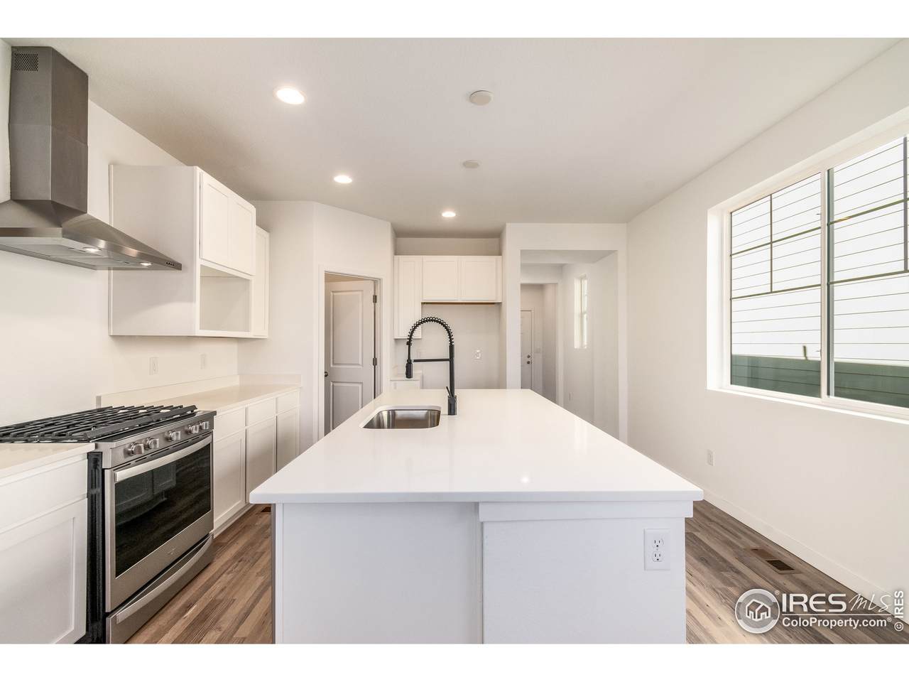 430 Overbrook Ln - Photo 1