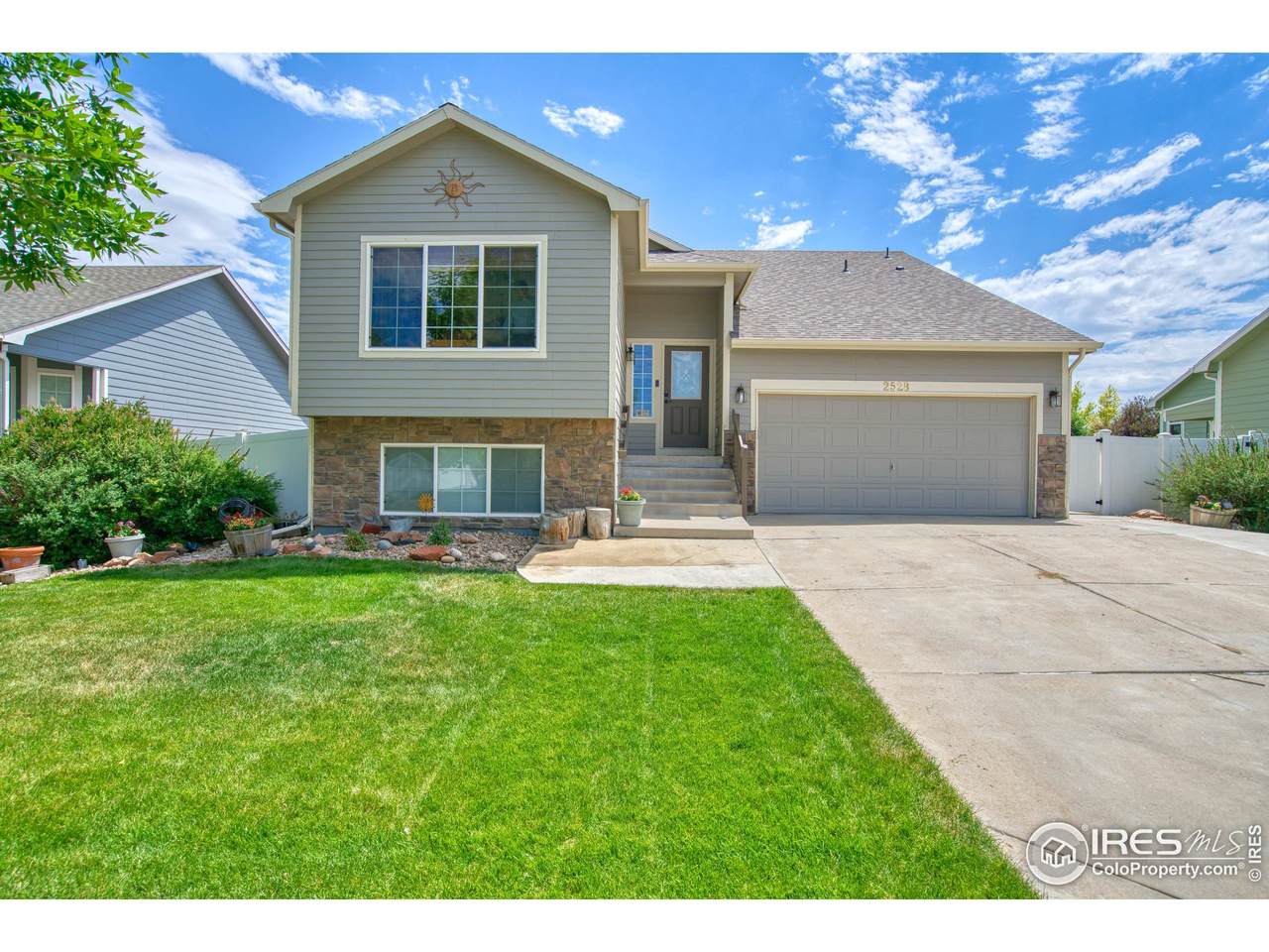 2528 Palmer Ave - Photo 1