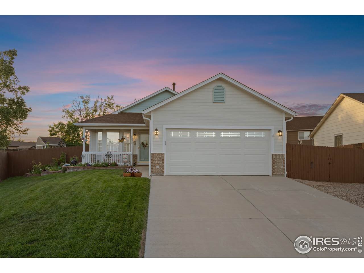 5232 Suburban Dr - Photo 1