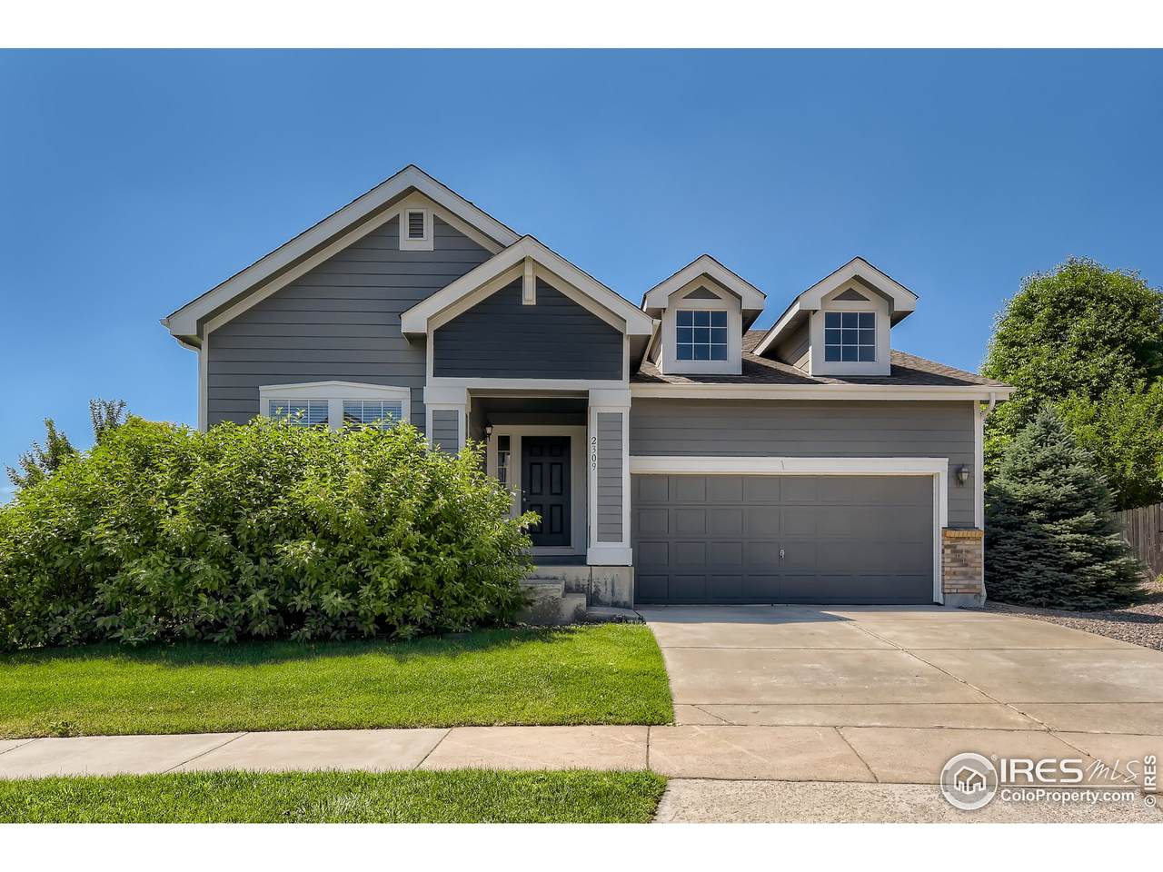 2309 Flagstaff Pl - Photo 1