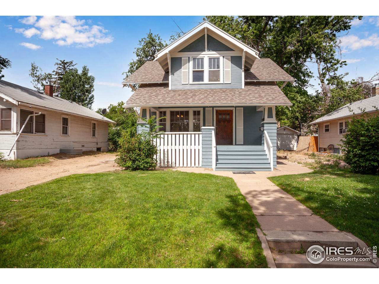 2007 7th Ave - Photo 1