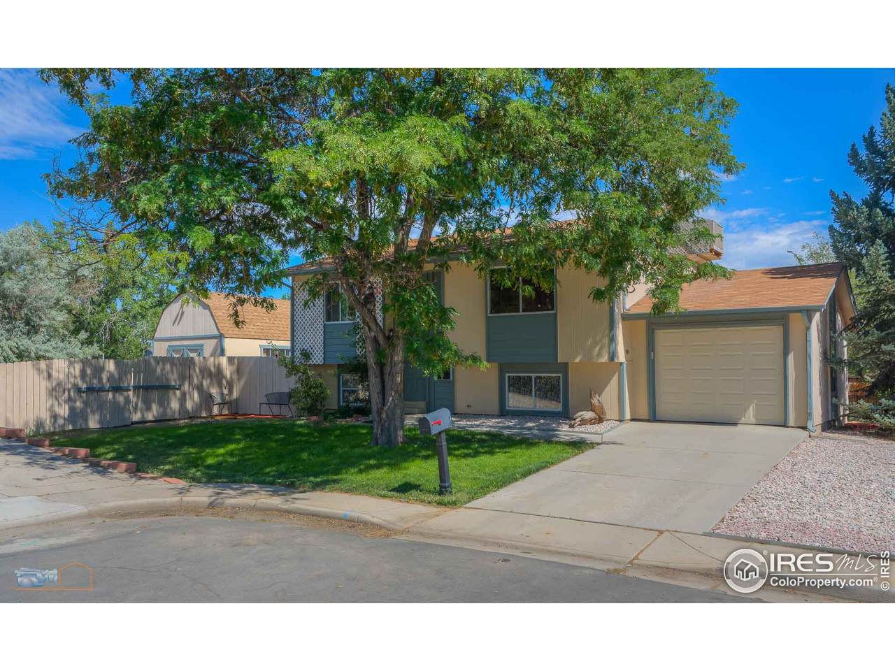 13597 Green Pl - Photo 1