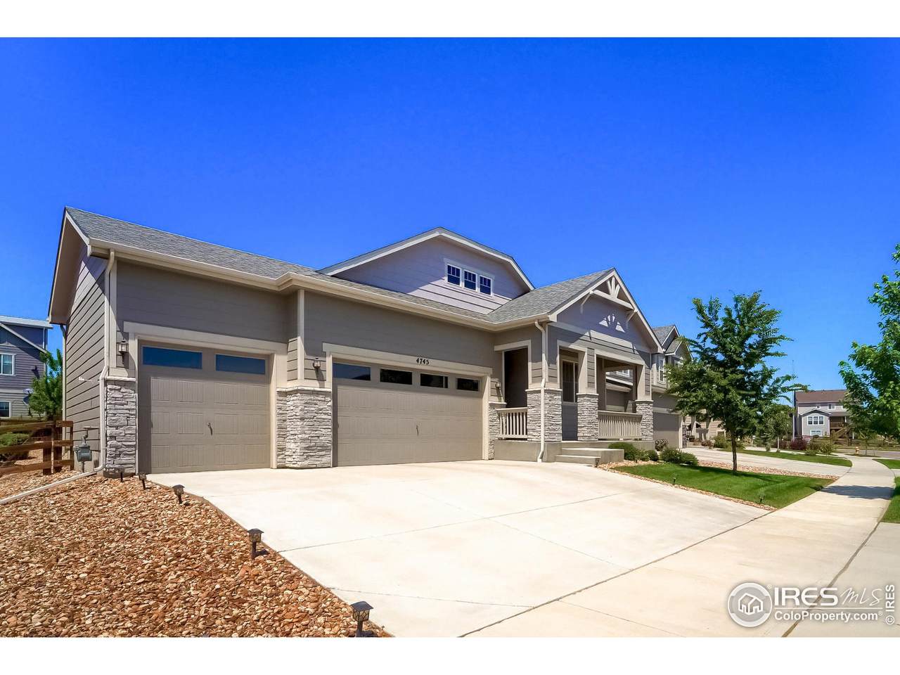 4745 Lakeside Dr - Photo 1