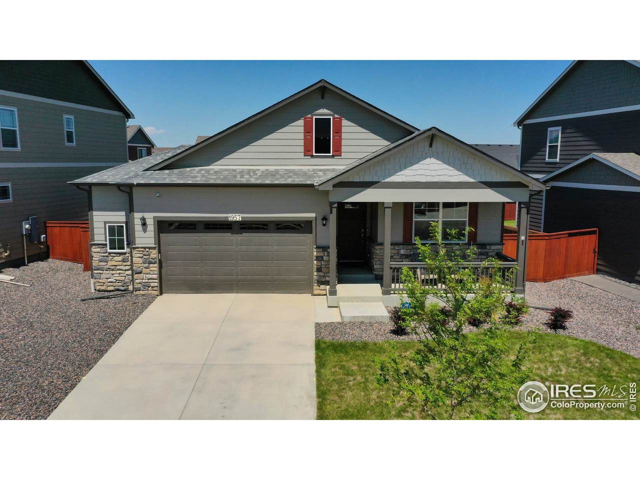 1957 Raindrop Dr - Photo 1