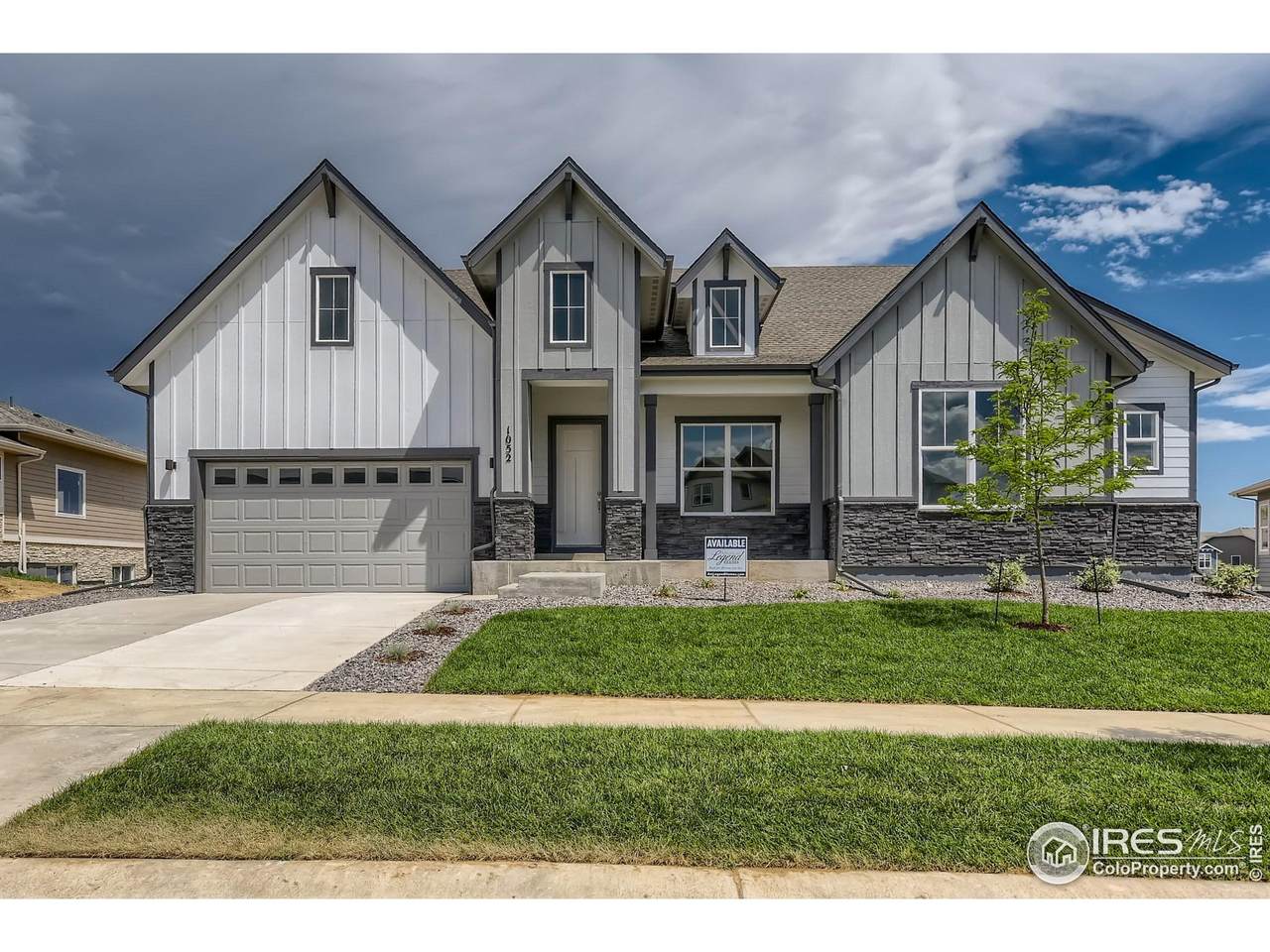 1052 Monterra Ln - Photo 1
