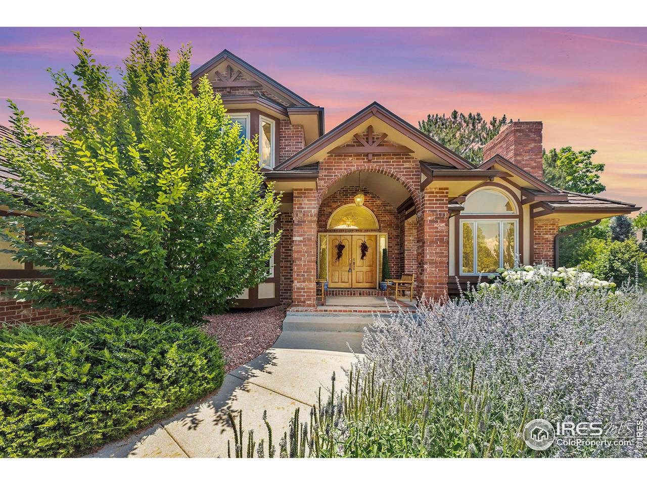 8308 Sawtooth Ln - Photo 1