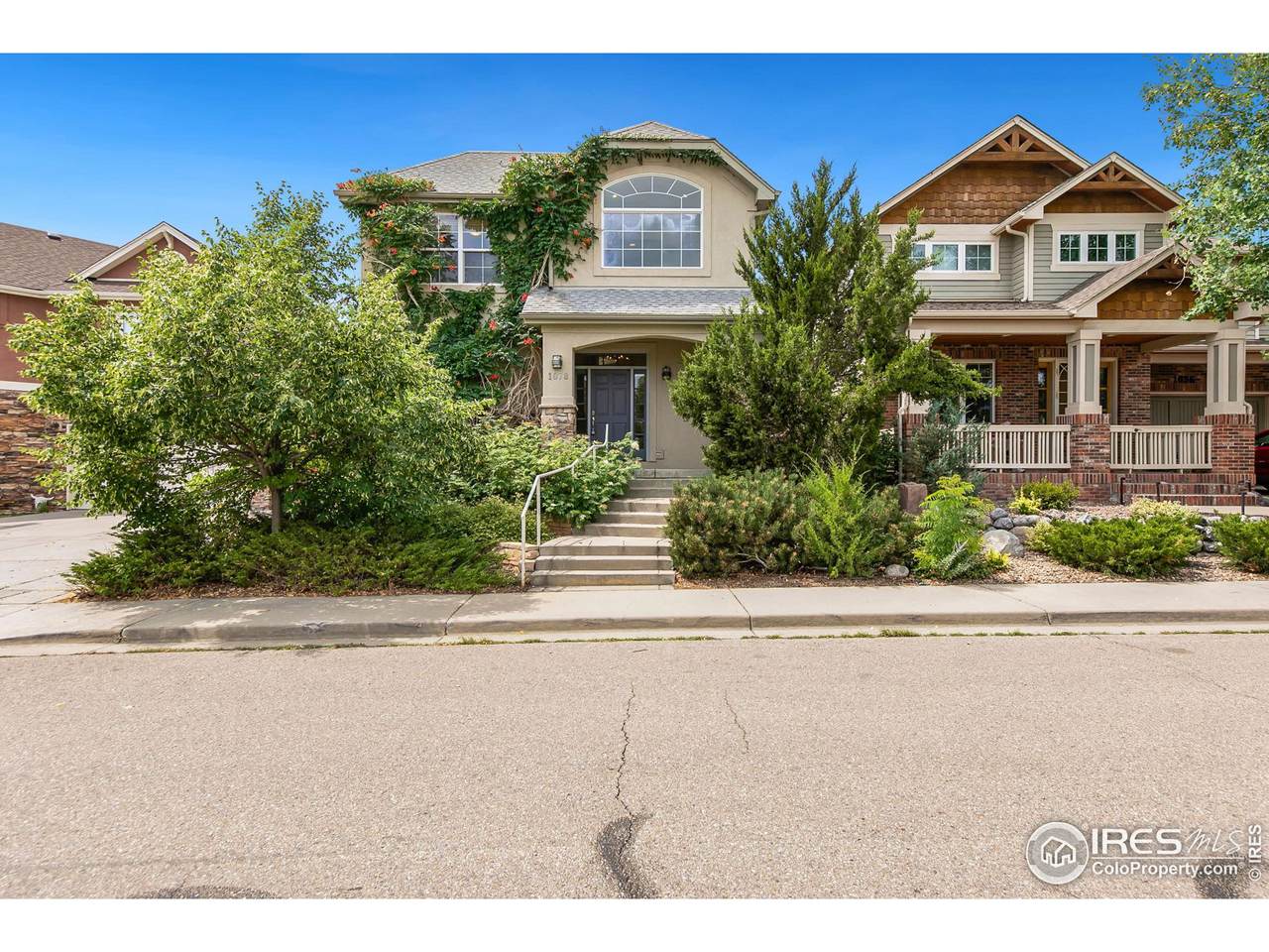 1078 Terrace Cir - Photo 1
