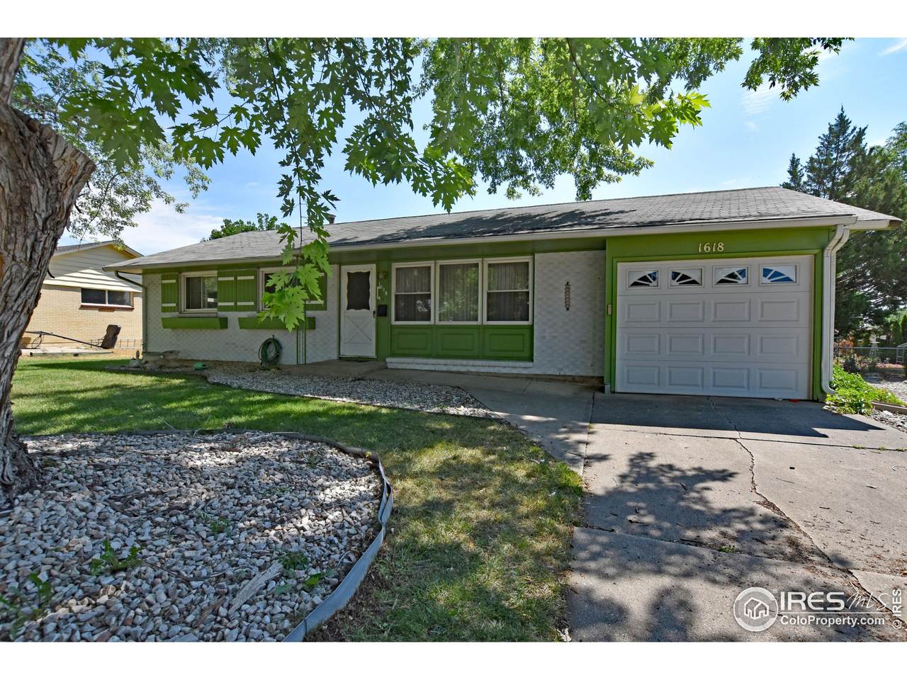 1618 Pinyon Ct - Photo 1