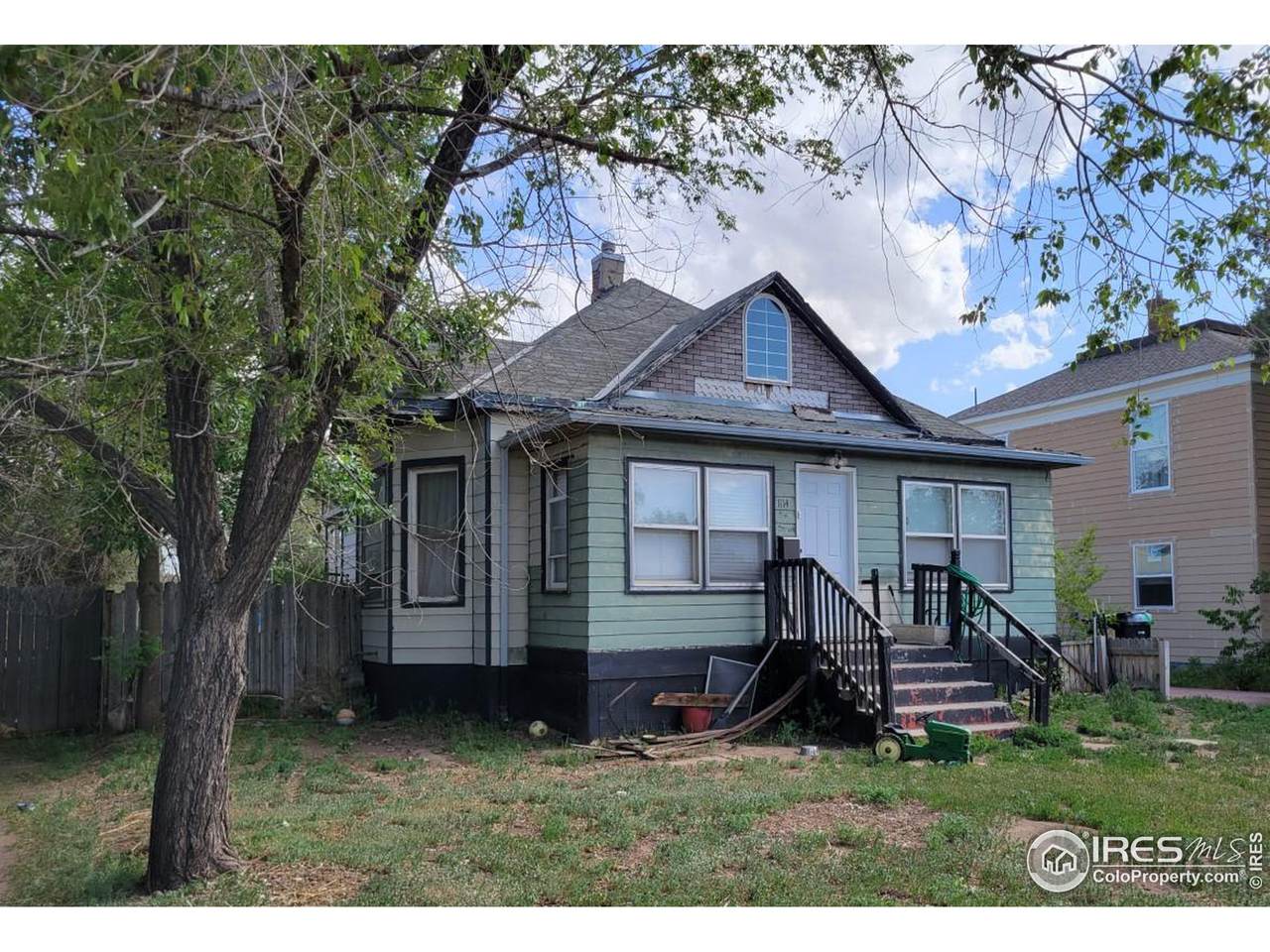 1114 5th St - Photo 1