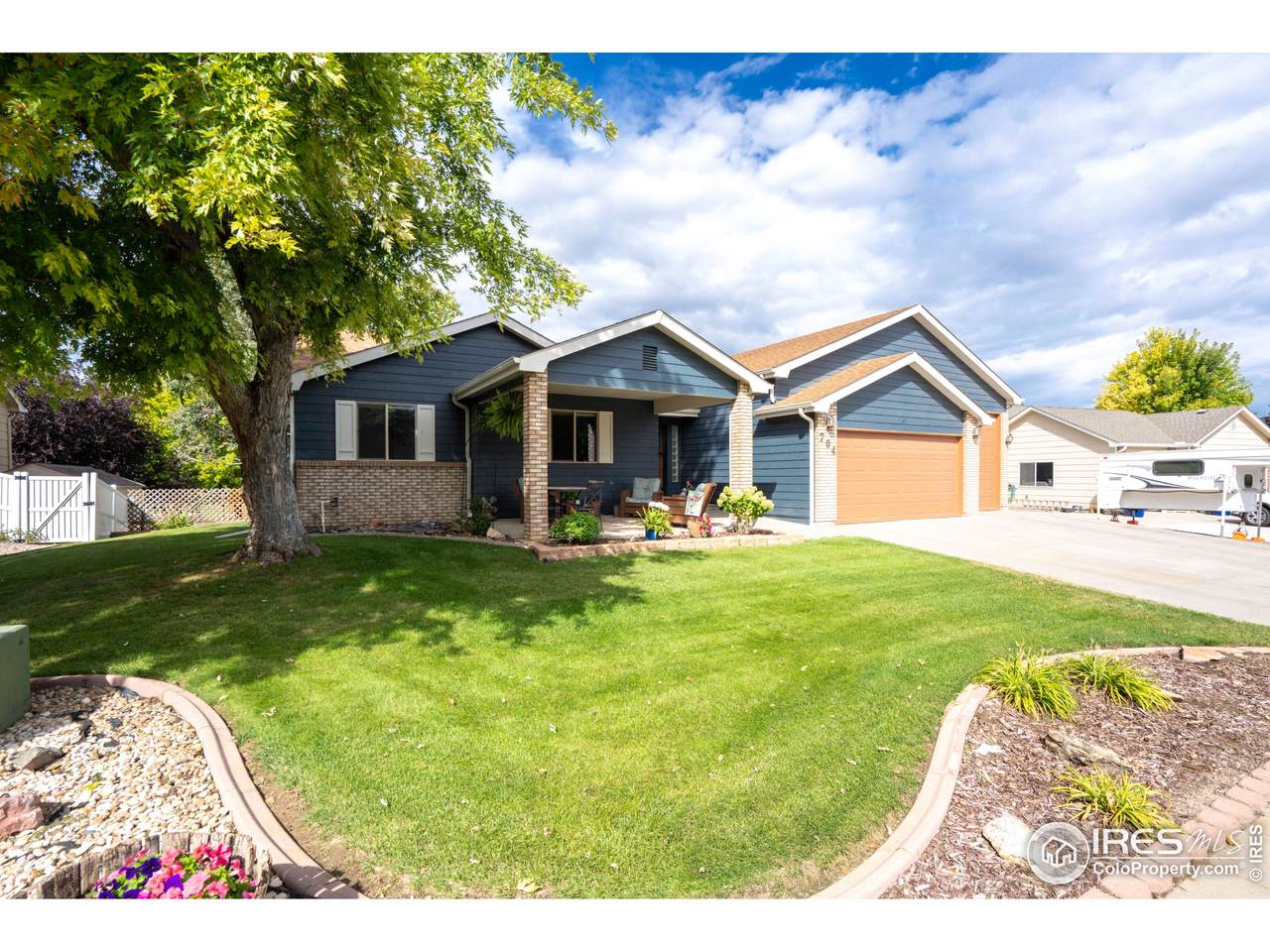 704 Jay Ave - Photo 1