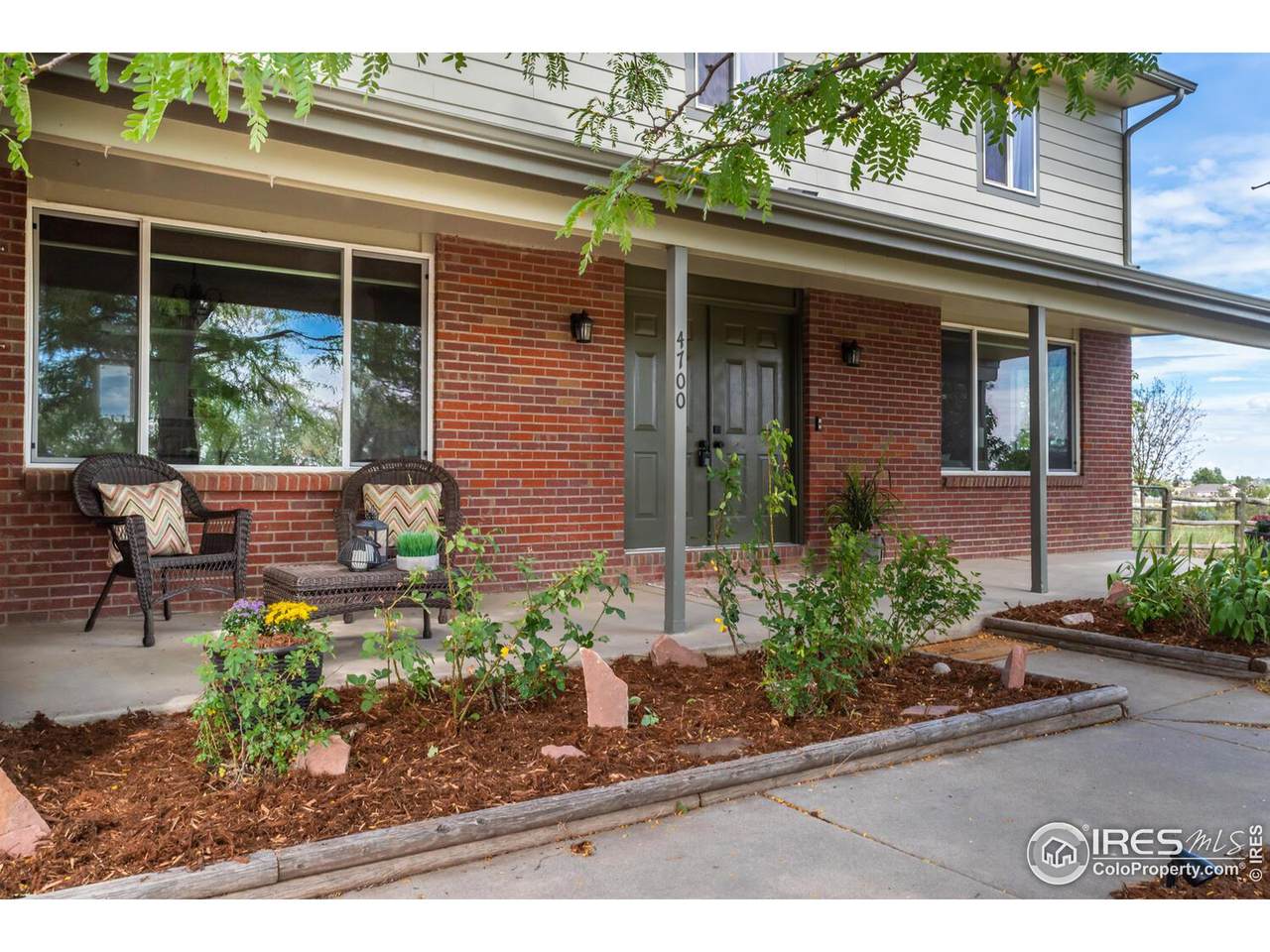 4700 Beverly Dr - Photo 1