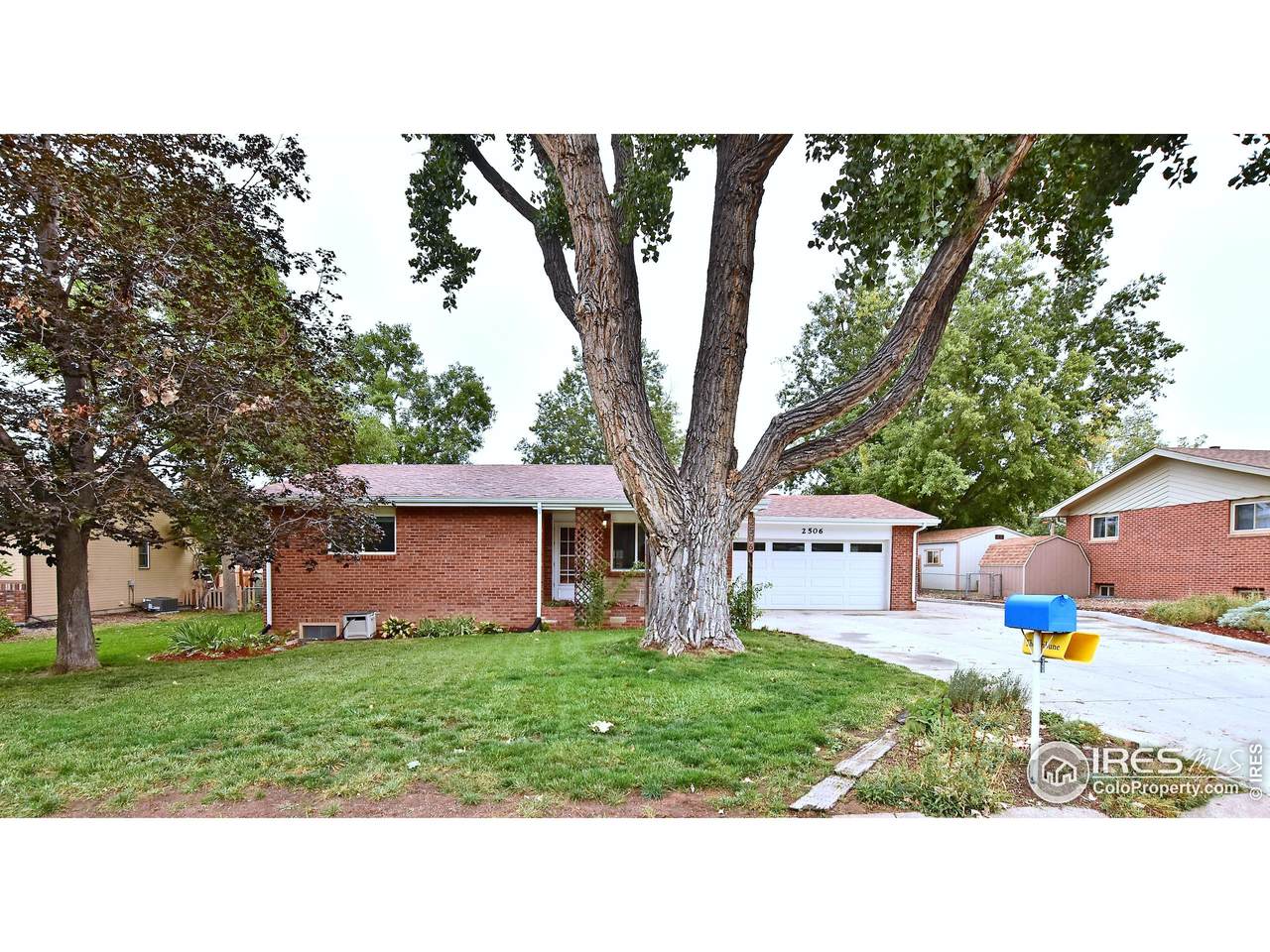 2506 50th Ave - Photo 1