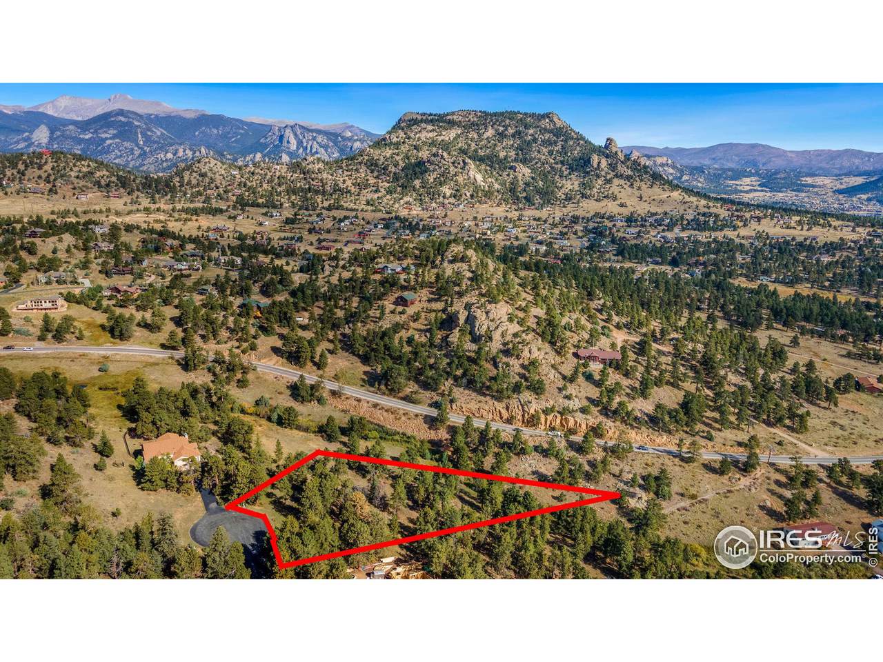 300 Green Pine Ct - Photo 1
