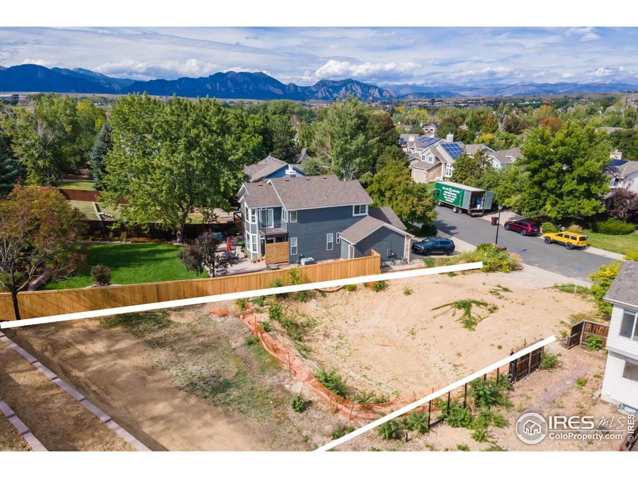 820 Spyglass Cir - Photo 1