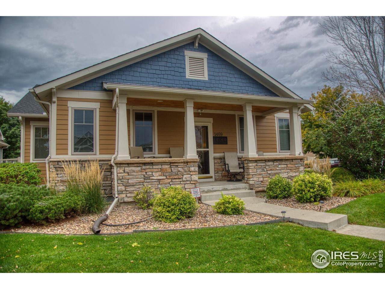 1469 Moonlight Dr - Photo 1